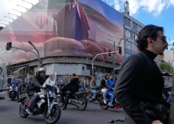 Live updates: Iran rejects ceasefire deal as Trump's deadline for attacks on infrastructure nears