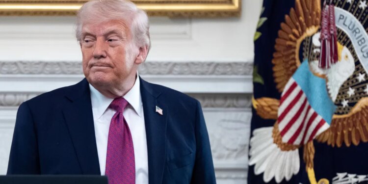 Live updates: Iran attacks 3 ships in Strait of Hormuz after Trump extends ceasefire