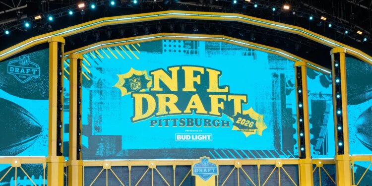 Live updates: Round 1 of 2026 NFL Draft is almost underway