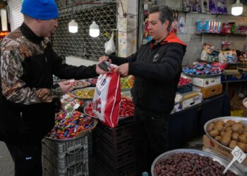 Live updates: Talks to end the war in Iran stall as economies feel the impact of rising energy costs