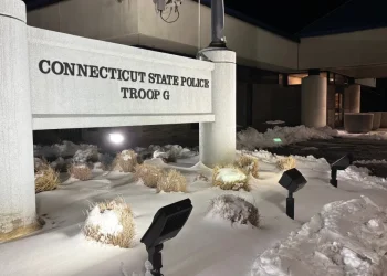 1 dead, another injured after car crashes into tree, catches fire in New Canaan