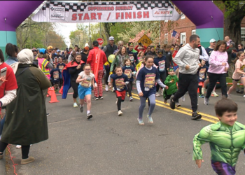 Connecticut Children's honors healthcare heroes during Superhero Sunday