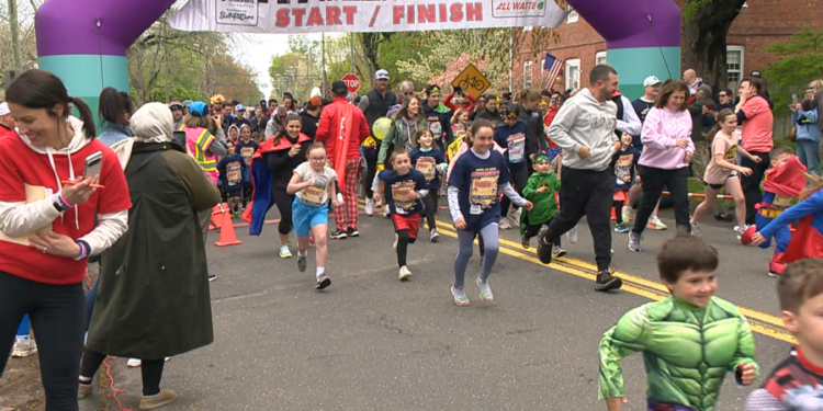 Connecticut Children's honors healthcare heroes during Superhero Sunday