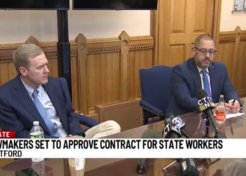 Connecticut state legislature approves employee union contract