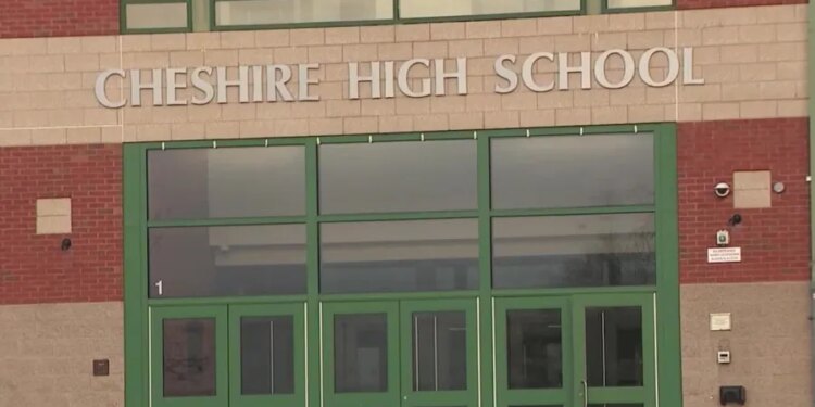 Federal judge in Massachusetts orders bond hearing for Cheshire student detained by ICE