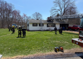 Fire damages North Branford home