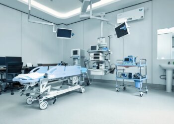 Florida doctor charged in death of patient who had wrong organ removed during surgery