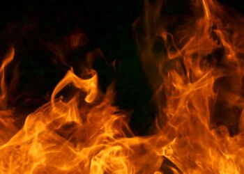 Five people displaced after Manchester fire early Sunday morning