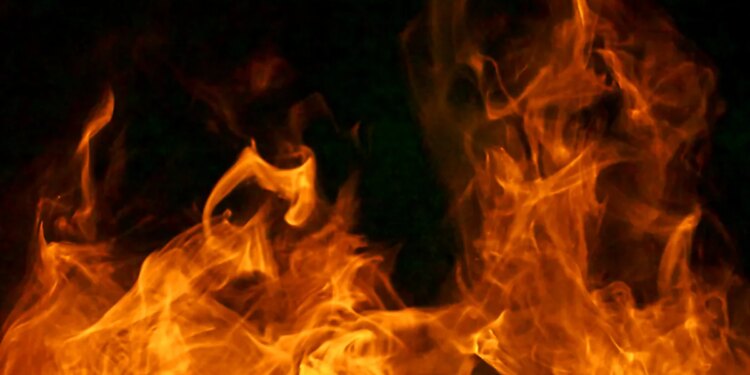 Five people displaced after Manchester fire early Sunday morning