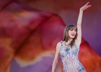 Taylor Swift files to trademark her voice and likeness in era of AI deepfakes