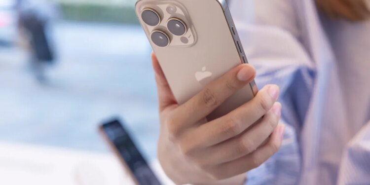 Discomfort with modern technology shapes Gen Z's desire to live in the past