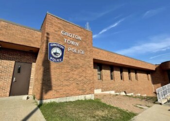 Two people stabbed after an attempted armed robbery in Groton