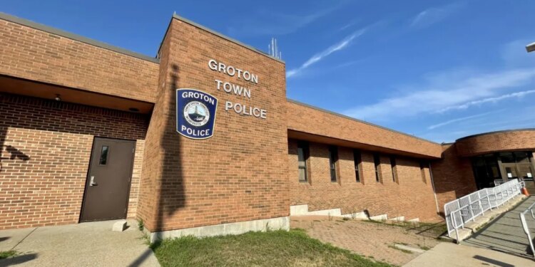 Two people stabbed after an attempted armed robbery in Groton