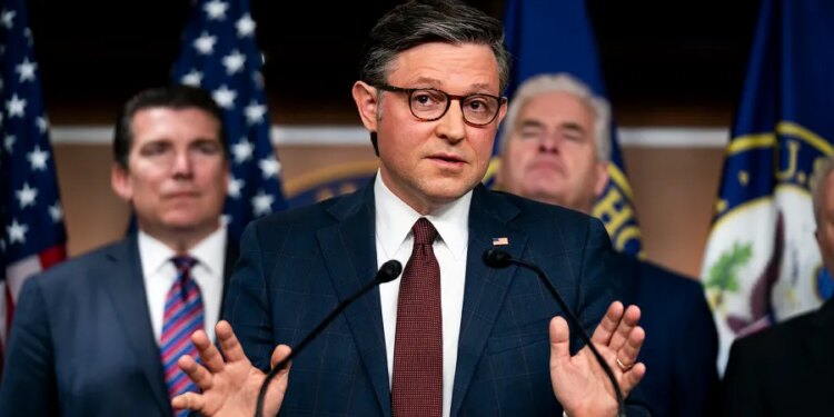 House gears up for tough vote on spy powers