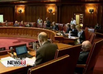 ICE accountability bill advances in Connecticut Senate