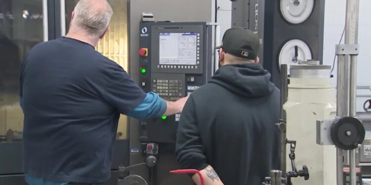 Lamont proposes expanded research and development tax credit