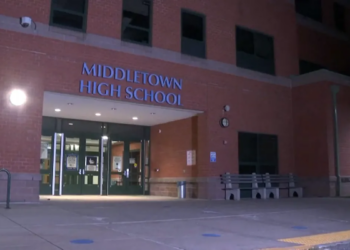 Unloaded gun found in student's backpack at Middletown High School