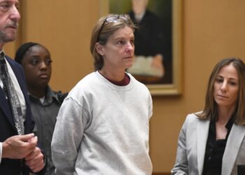 Michelle Troconis' pre-visit strip search at Connecticut prison was unauthorized, report says