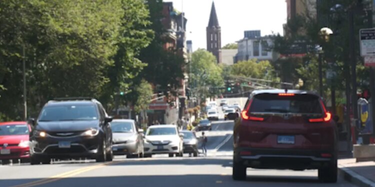 Portion of Chapel Street in New Haven to become a two-way road
