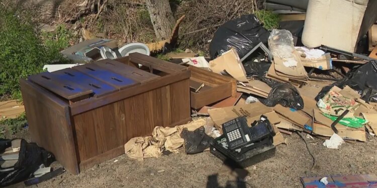 North Haven residents tired of growing dumping site