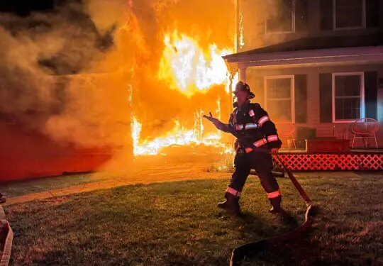 Person suffers burns after house fire in Hebron