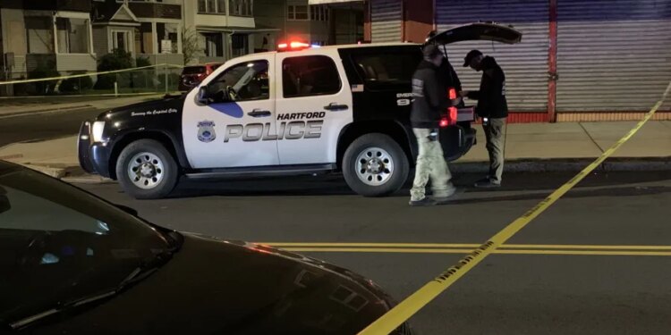 Police identify man fatally shot on Rowe Avenue in Hartford