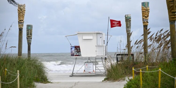 Police release identity of 42-year-old Connecticut man who drowned in rip current in Florida