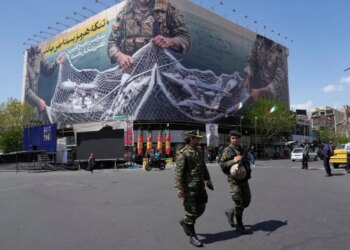 Trump says US will block Strait of Hormuz, Iran claims they maintain control