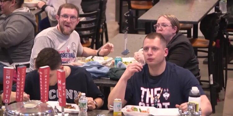 UConn fans keep spirits up during watch party at Hartford's Parkville Market