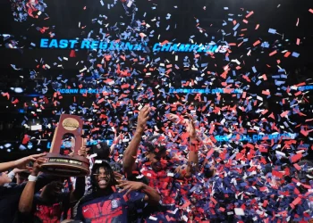 UConn men's basketball team getting sendoff ahead of Final Four matchup with Illinois