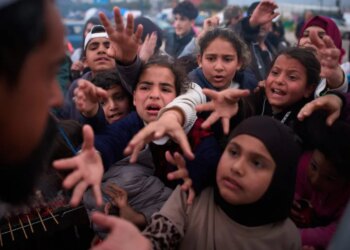 US and Iran prepare for ceasefire talks; Netanyahu authorizes negotiations with Lebanon