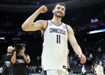 Alex Karaban posts heartfelt message as he says goodbye to UConn