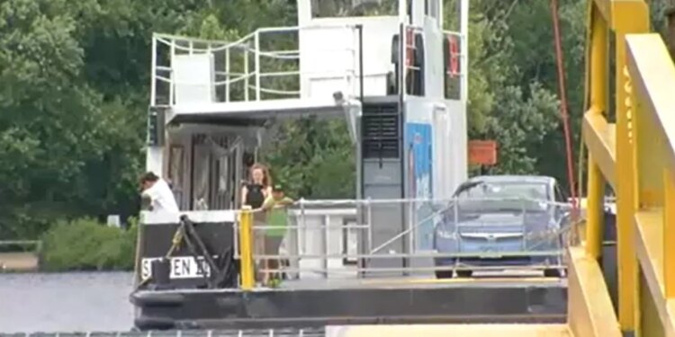 Rocky Hill-Glastonbury Ferry set to open for 2026 season
