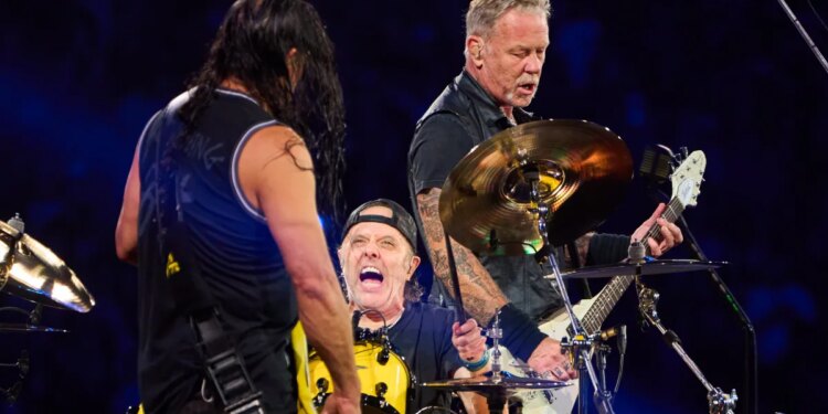 Metallica adds 2 Connecticut performances to nearly-sold-out tour