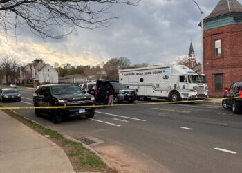 ‘Apparent pipe bomb' found in vacated apartment in Hartford, police say