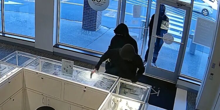 FBI investigating rise in smash and grab robberies in CT, NY and New England