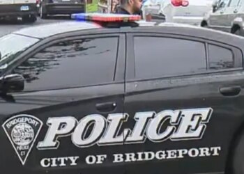 2 people shot early Saturday morning in Bridgeport