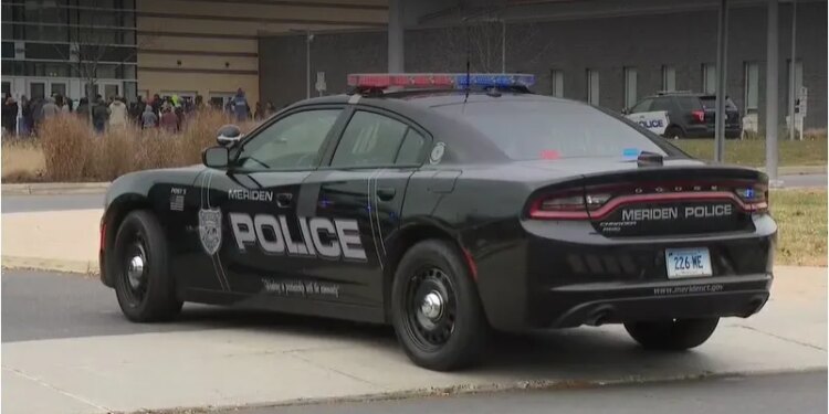 4-year-old struck by mother's vehicle in Meriden: Police
