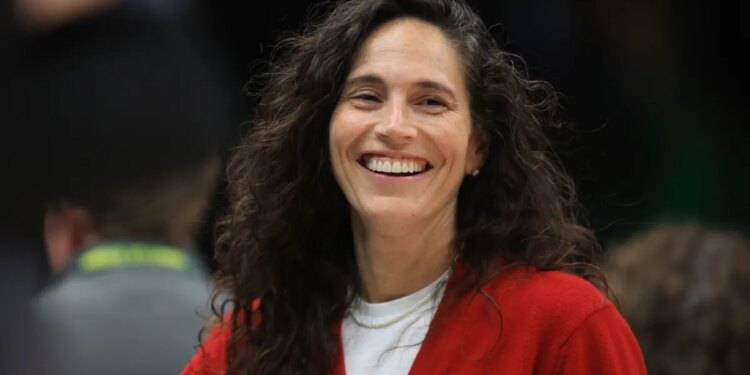 An honor worthy of her name: Sue Bird will be Connecticut's co-state bird each March