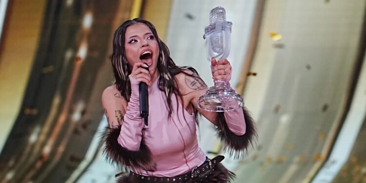 Bulgaria wins the Eurovision Song Contest with Dara's ‘Bangaranga'