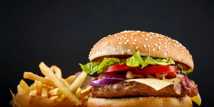 26 National Hamburger Day deals for bunderful savings