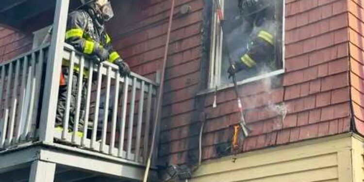 Twelve people are displaced after house fire in Hartford