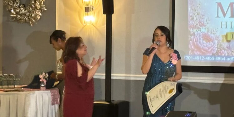 Mujer Hispana Connecticut recognizes Latina trailblazers across state