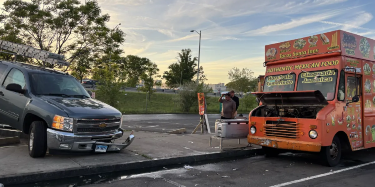 Driver charged with DUI after crashing in to 2 children, food truck in New Haven