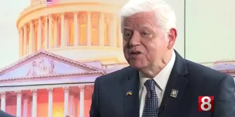 Politicians, labor unions endorse Larson for Connecticut’s First Congressional District
