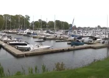 Weather, fuel prices keeping Connecticut boaters at bay