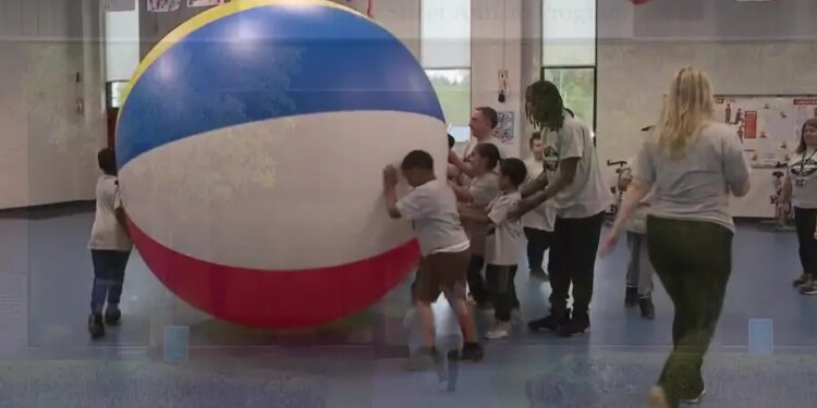 What's Right with Schools: Bloomfield students with special abilities take a break for some field day fun