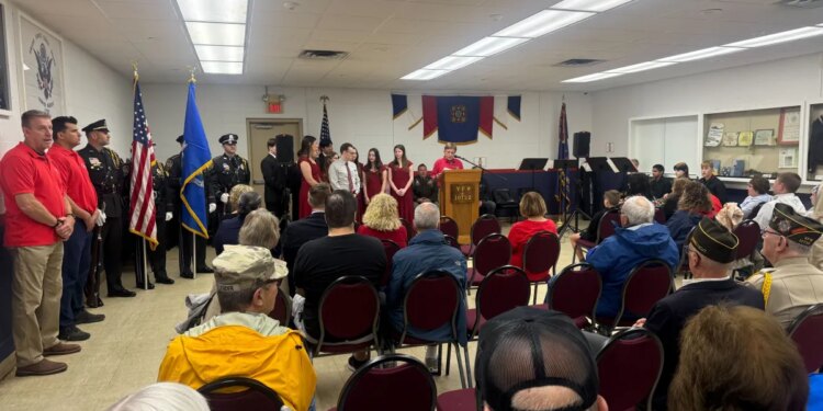 Berlin veterans move Memorial Day ceremony indoors after parade canceled by rain