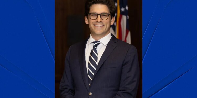 Sen. Ryan Fazio wins Republican endorsement in race for governor, McCaughey concedes