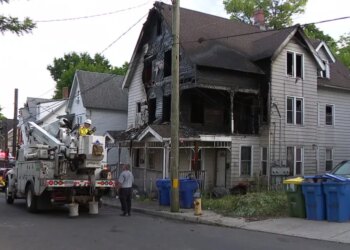 4 pets died after house fire on Pearl Street in Waterbury